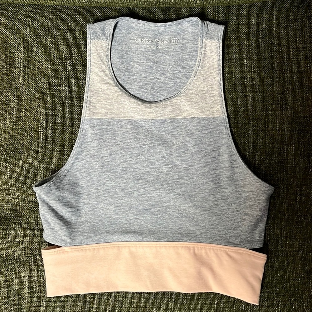 Outdoor Voices Tri Tone Slashback Extra Small Crop Sports Bra